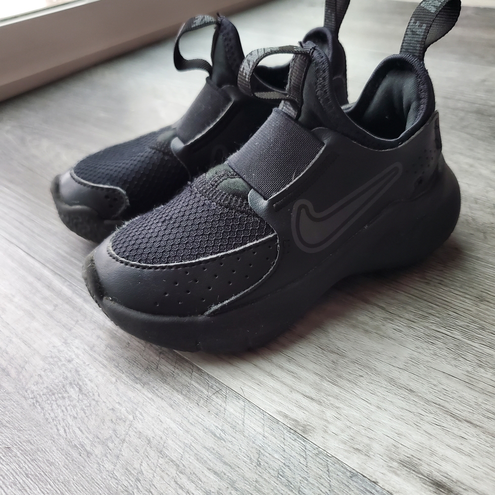 Nike Kids Black Mesh Sneakers